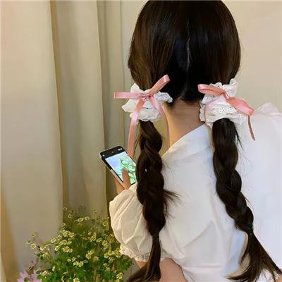 孖胎斗女巫